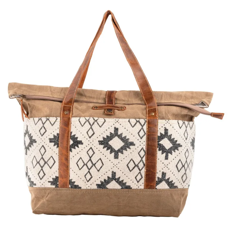 1069-1.webp Rustic Weekender Bag - Image 1