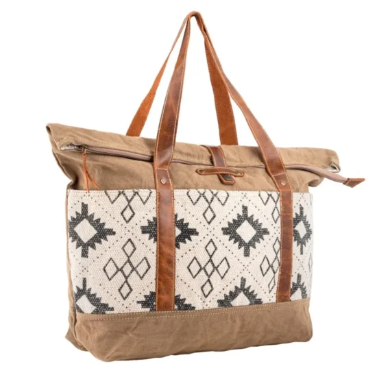 Rustic Weekender Bag - Image 2