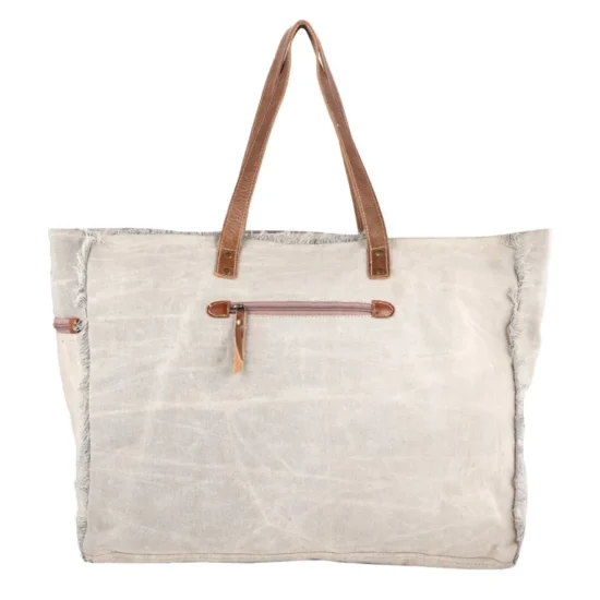 Butterfly Weekender bag - Image 3