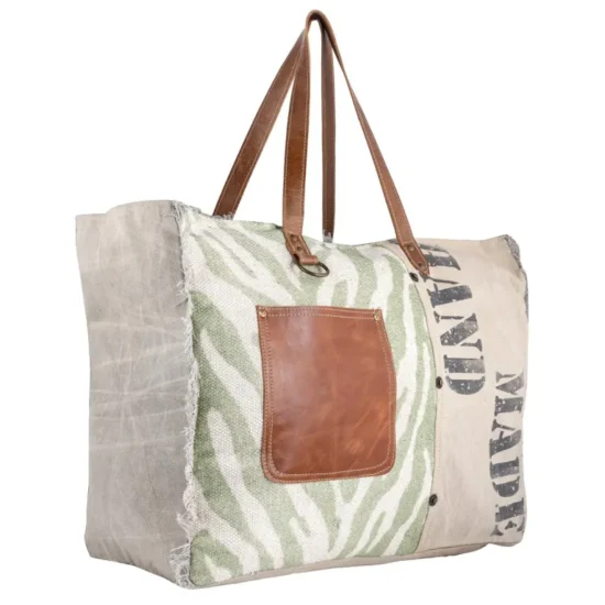 White Rugged Weekender Bag - Image 2