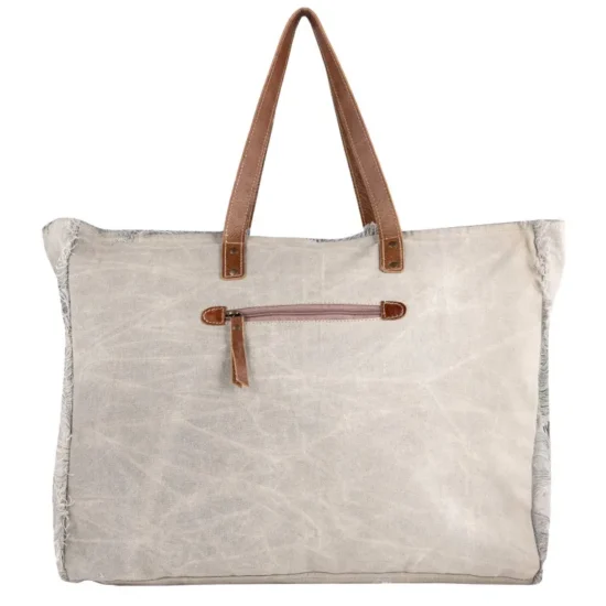 White Rugged Weekender Bag - Image 3