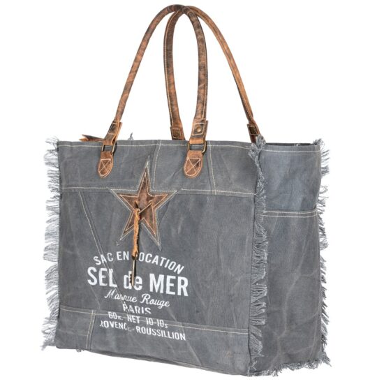 Hughie Weekender Bag - Image 2