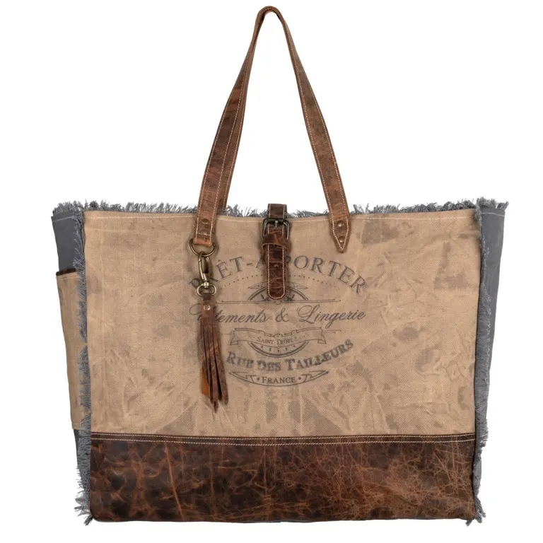 img_5304.webp Crystal Weekender Bag - Image 1