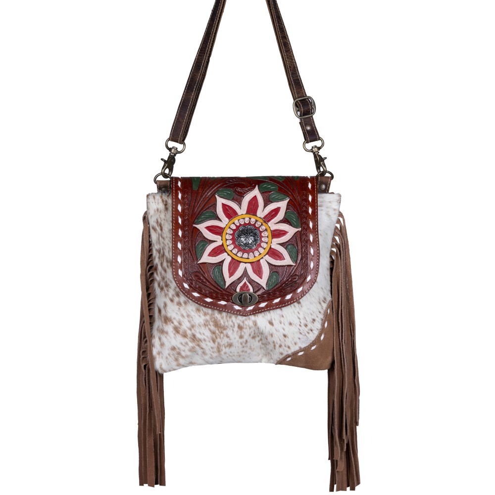2447 (1) Kayson Shoulder Bag - Image 1